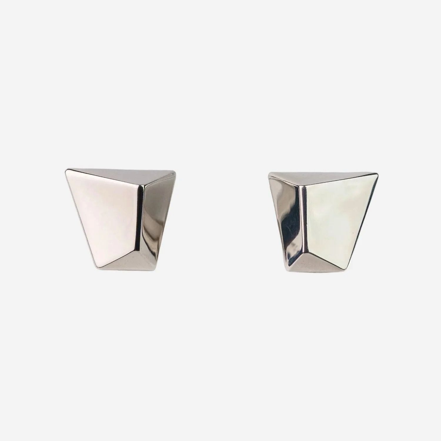  AESTH & UTIL RIDGE TRAPEZOID STUD EARRINGS |  TROVE & TONE