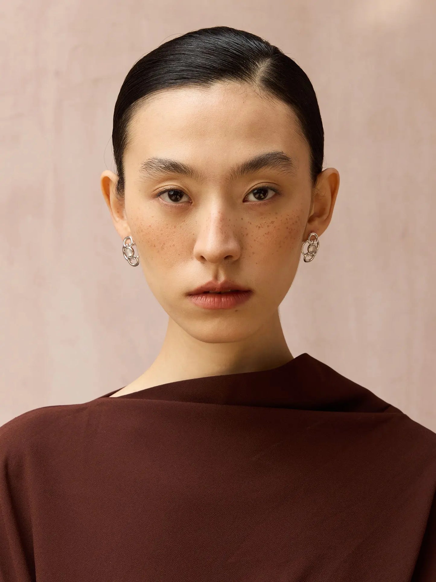  WANYEE CRAFT ORIENTAL BLOSSOM RUYI MOONSTONE STUD EARRINGS |  TROVE & TONE