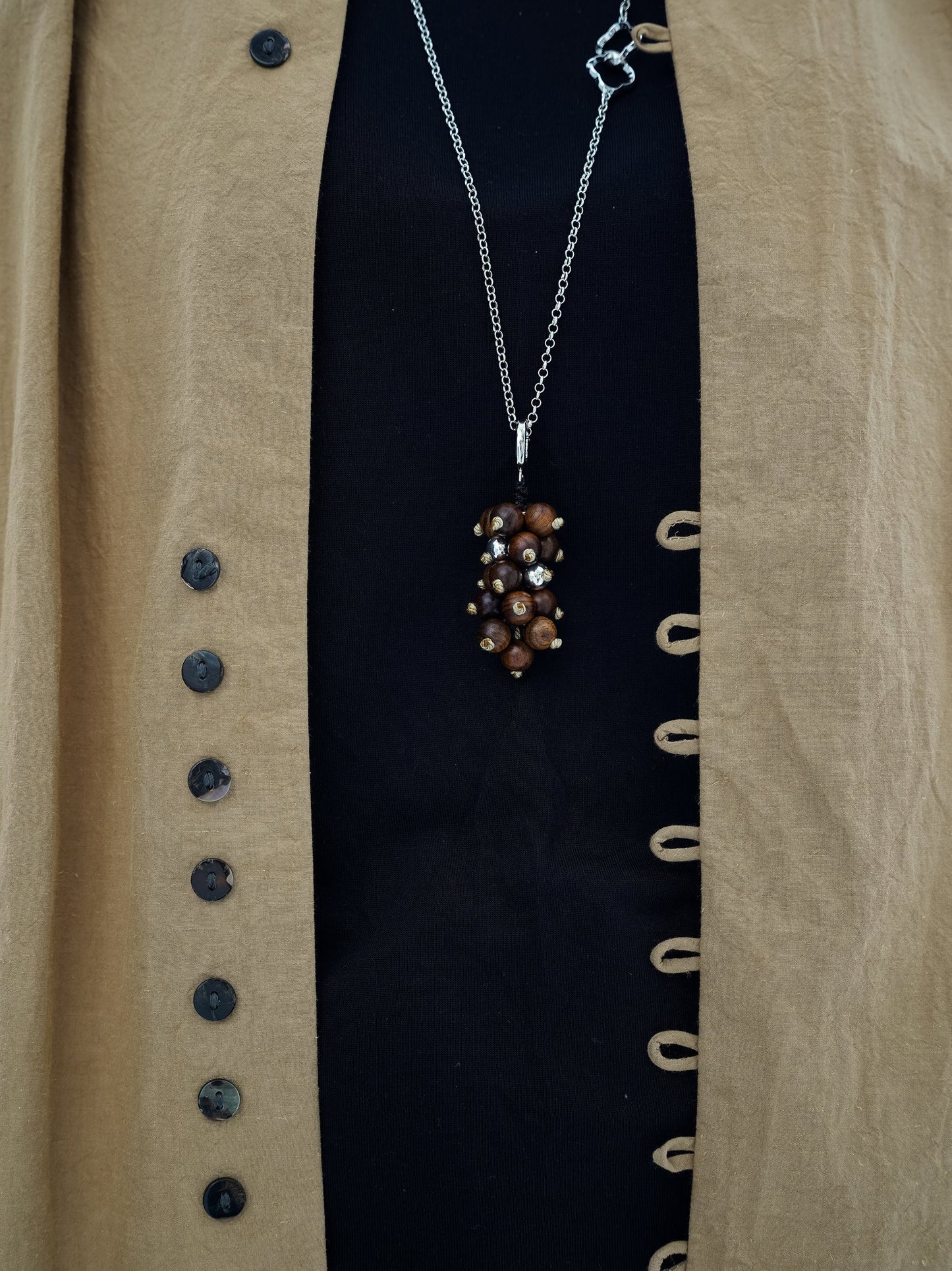  AESTH & UTIL SANDALWOOD GRAPE MULTIWAY BAG CHARM |  TROVE & TONE