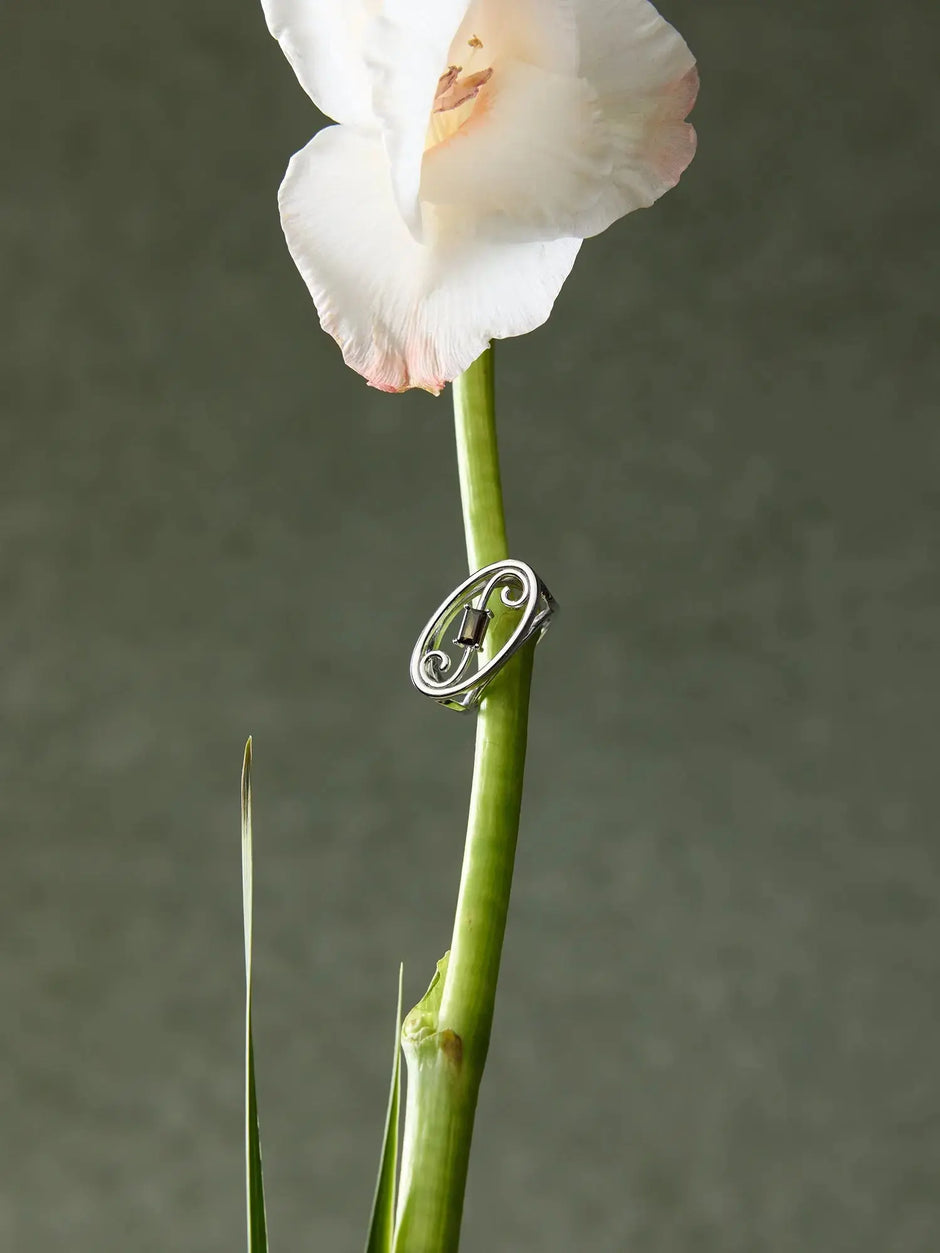  WANYEE CRAFT SCROLL PATTERN SMOKY QUARTZ RING |  TROVE & TONE