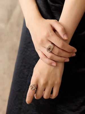  WANYEE CRAFT SCROLL PATTERN SMOKY QUARTZ RING |  TROVE & TONE