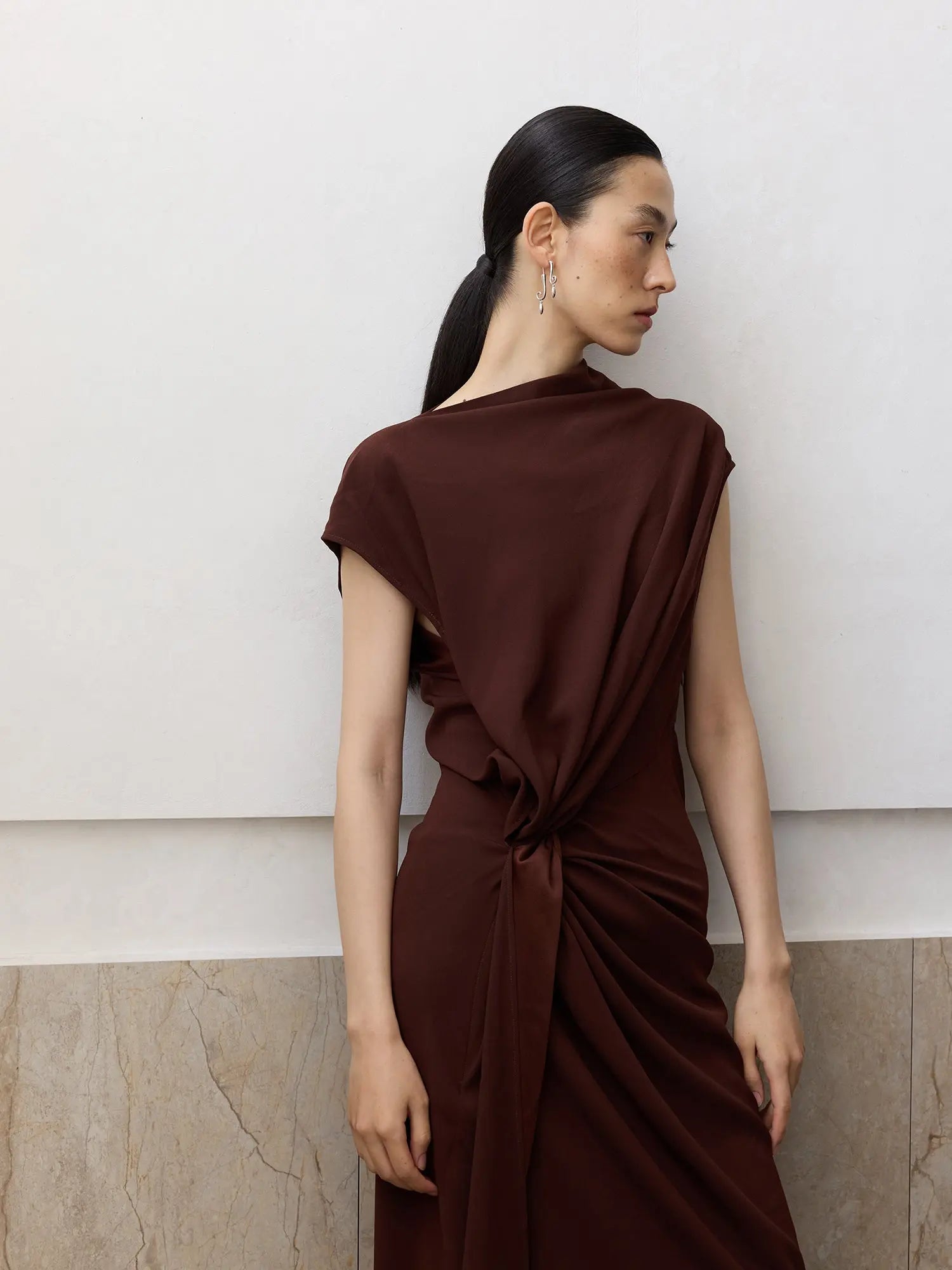  WANYEE CRAFT SCROLL PATTERN DROP EARRINGS |  TROVE & TONE