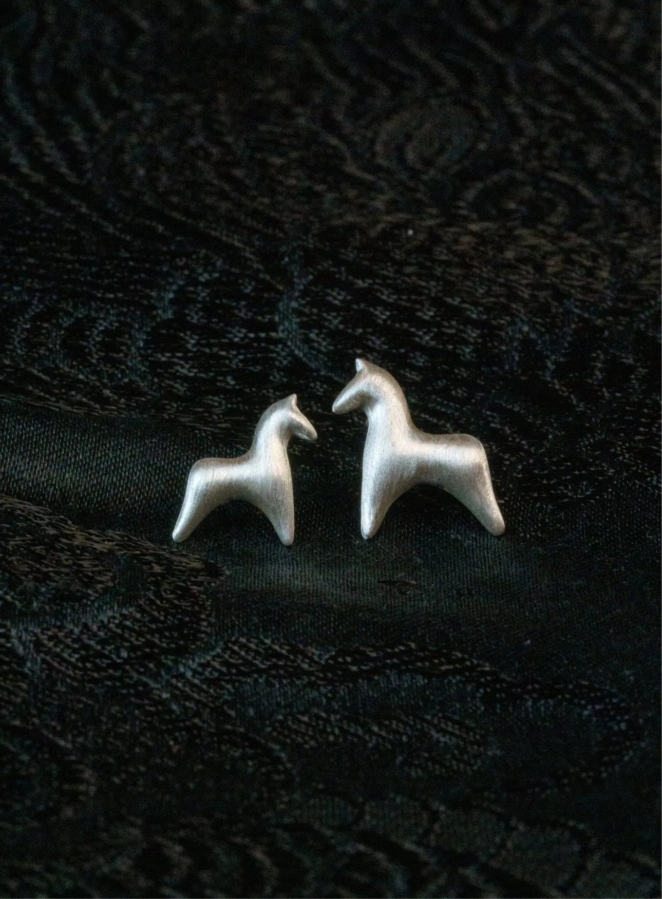 AESTH & UTIL SILVER DOUBLE PONY STUD EARRINGS |  TROVE & TONE