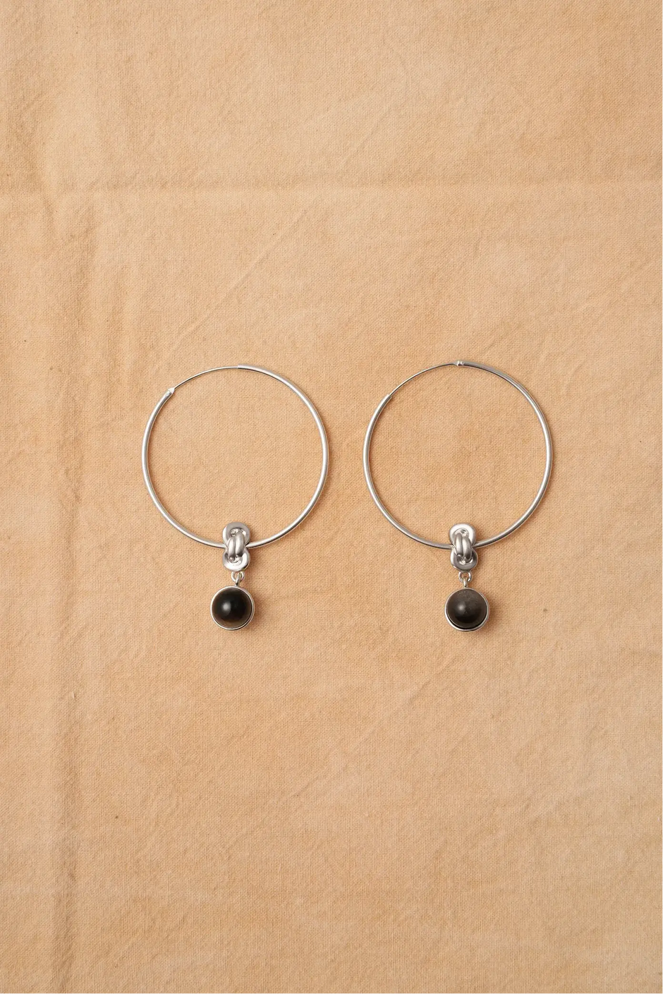  WANYEE CRAFT MATTE SILVER OBSIDIAN KNOT HOOP EARRINGS |  TROVE & TONE