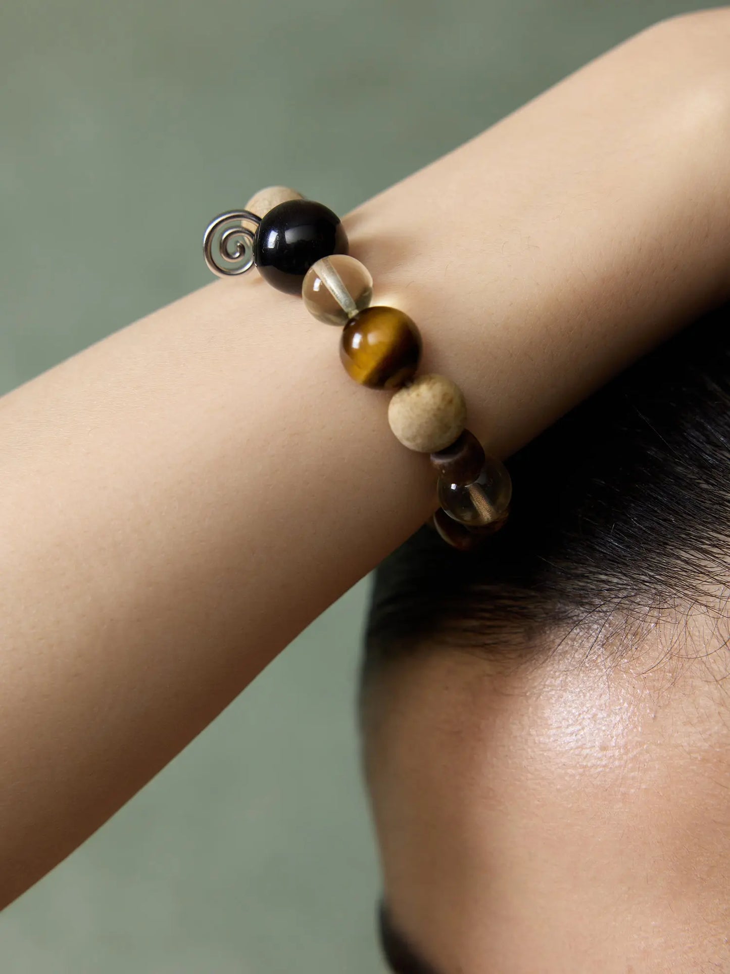  WANYEE CRAFT AGARWOOD CRYSTAL OBSIDIAN BEADED BRACELET |  TROVE & TONE