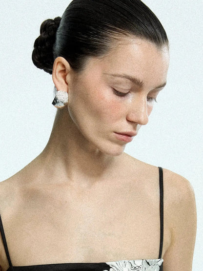  Limb MOLTEN ARCHED WIDE EARRINGS |  TROVE & TONE