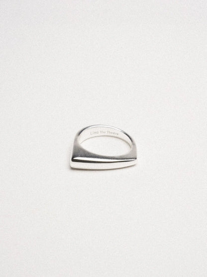  Limb SINGLE-LAYER SCULPTURAL RING |  TROVE & TONE