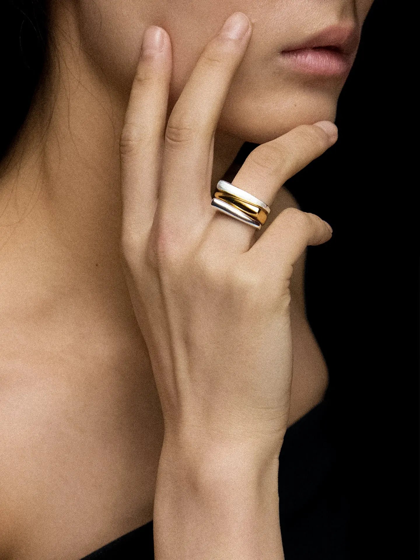  Limb SINGLE-LAYER SCULPTURAL RING |  TROVE & TONE