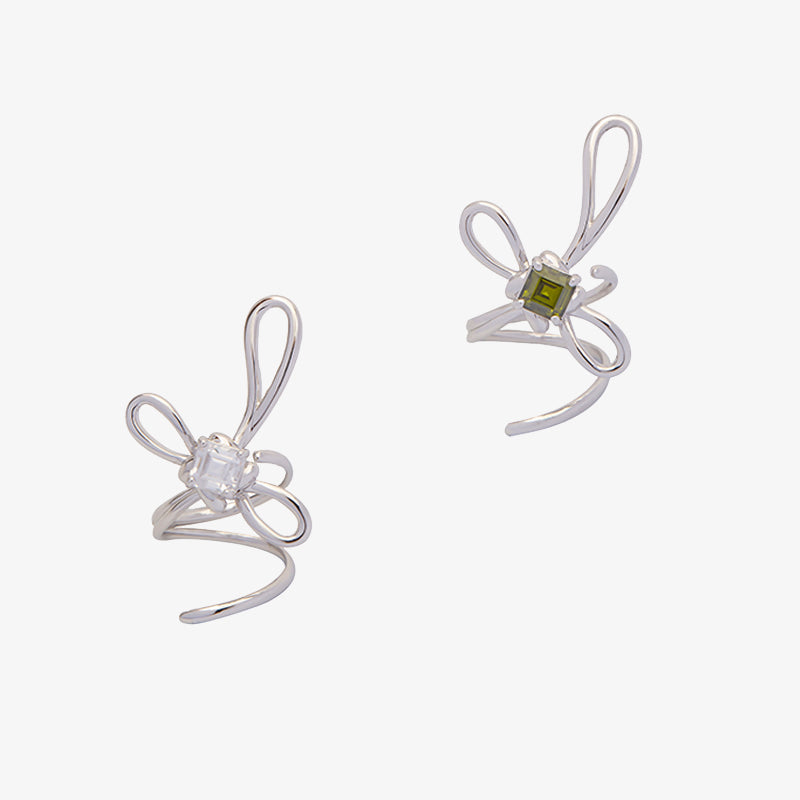 SWASTIKA KNOT RING