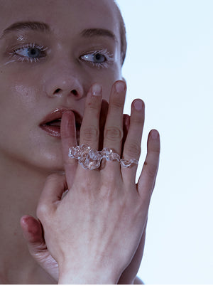 FOSSILIZED DIAMOND LONG RING