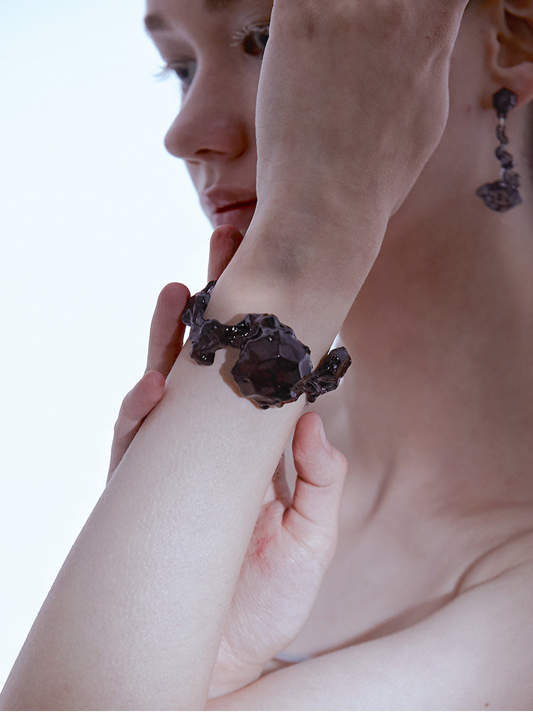 FOSSILIZED DIAMOND BRACELET