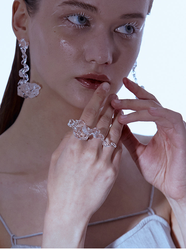 FOSSILIZED DIAMOND LONG RING