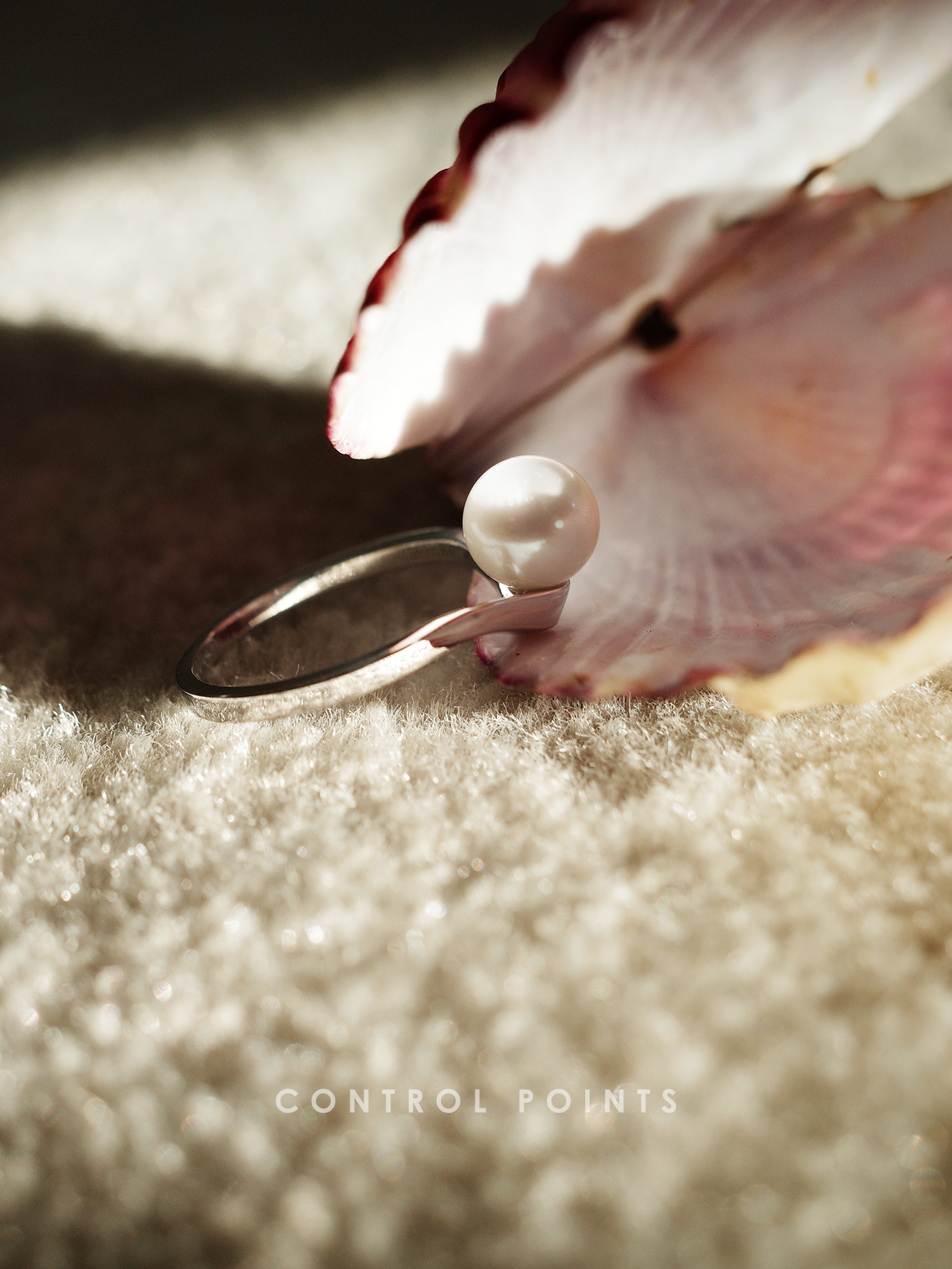 CONTROL POINTS GRAVITY PEARL RING  |  TROVE & TONE