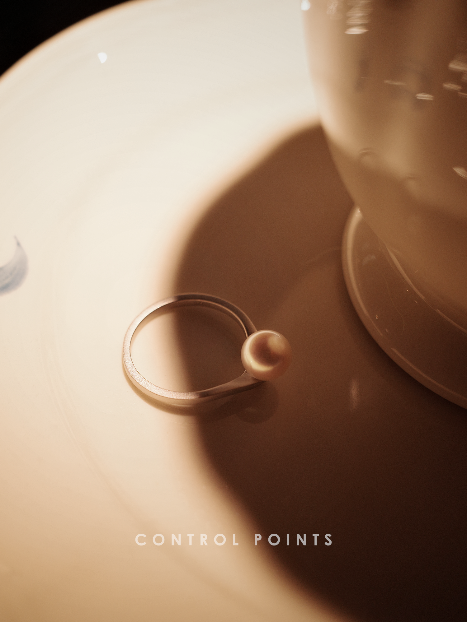 CONTROL POINTS GRAVITY PEARL RING  |  TROVE & TONE
